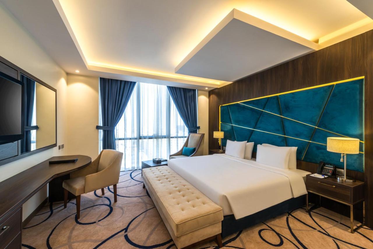 Warwick Al Wezarat Riyadh