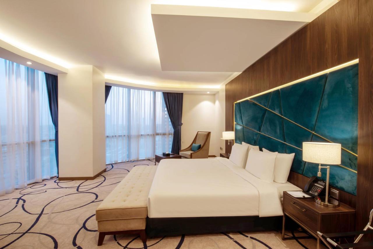 Hotel Warwick Al Wezarat
